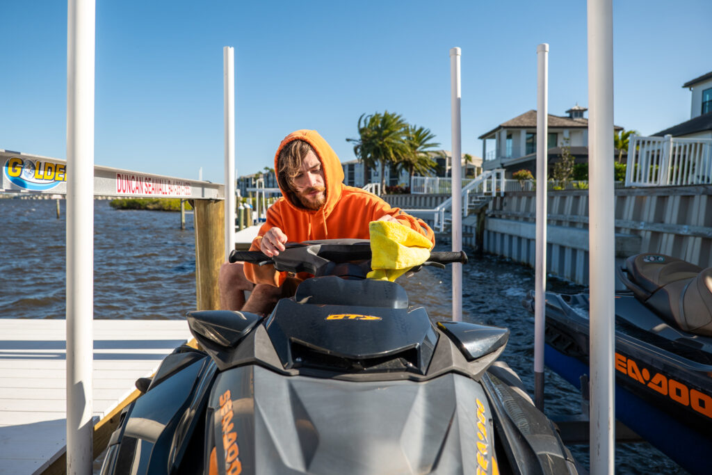 kopie von 25 3 travis fiberglass 18